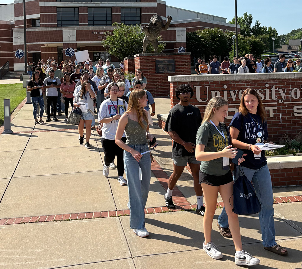 Incoming students leave the Stubblefield Center during UAFS's first Mane Event of the summer